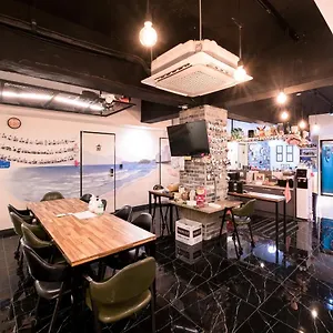 2* Gasthuis Mama Haeundae